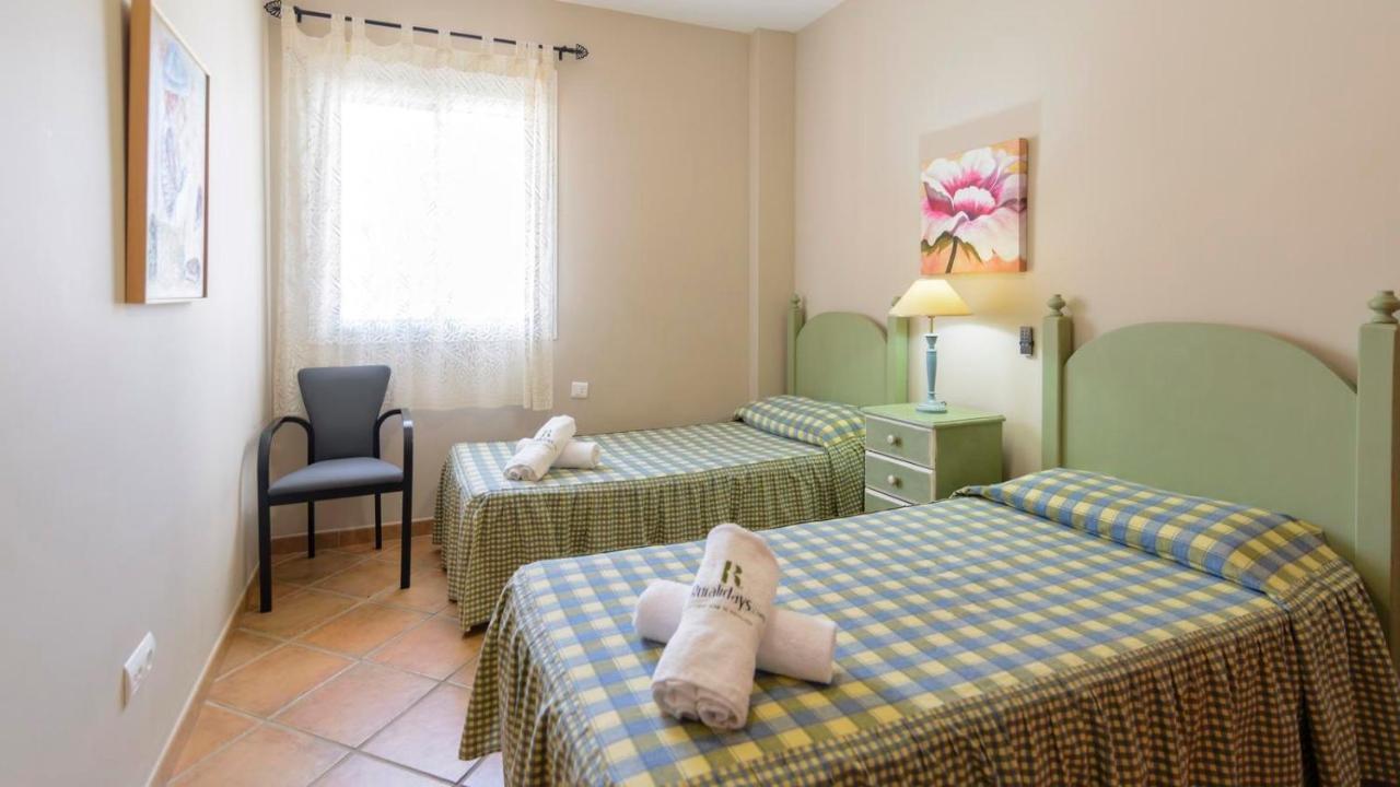 Casa Rocio Y Paloma Vinuela By Ruralidays Villa Exteriör bild
