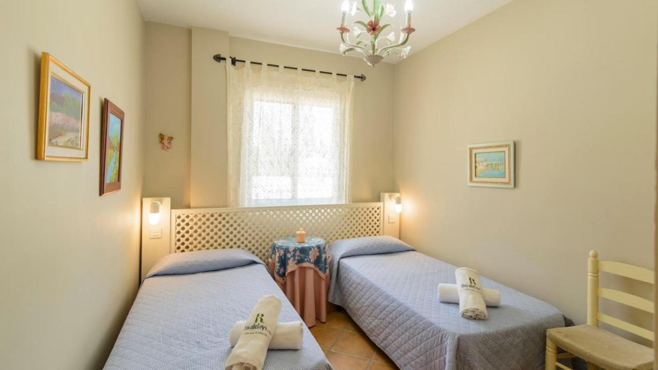 Casa Rocio Y Paloma Vinuela By Ruralidays Villa Exteriör bild